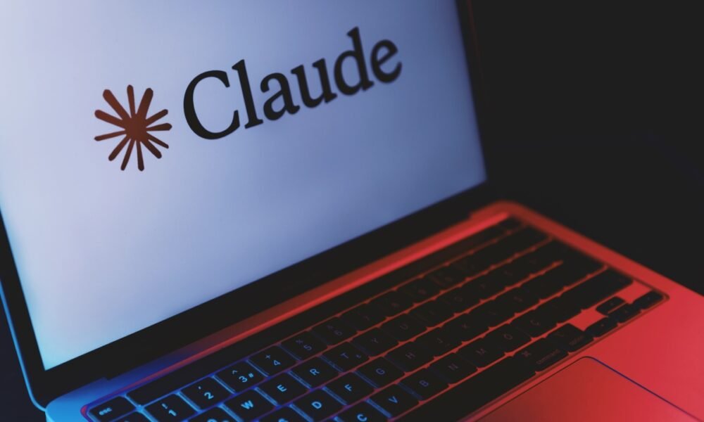Connecteurs Claude : comment Anthropic transforme son IA en copilote créatif Connecteurs Claude : comment Anthropic transforme son IA en copilote créatif